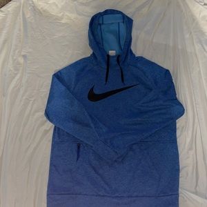 *Rare color* Nike Therma-Fit hoodie Large